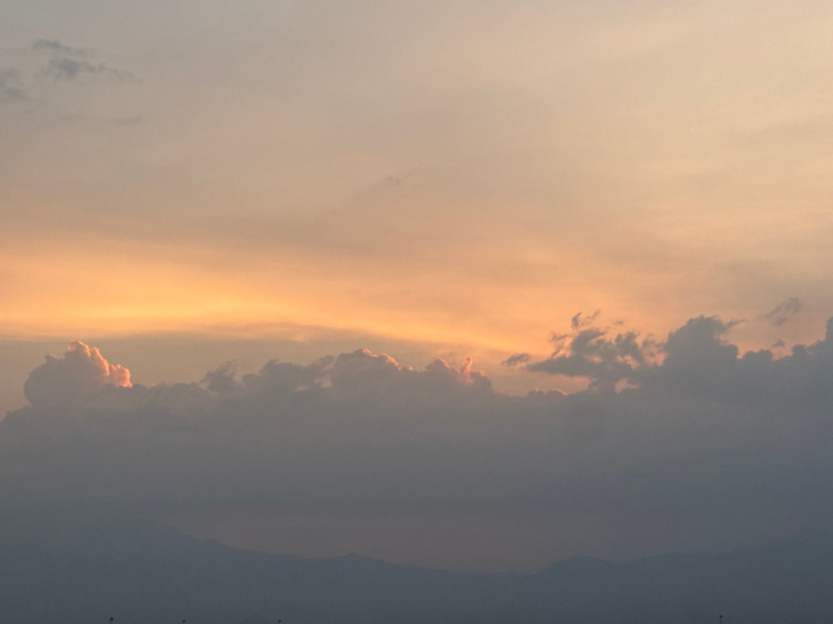 Twilight sky transition documented in San Francisco Ocotlán, Mexico