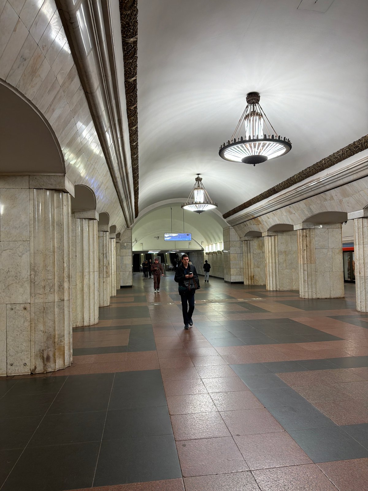 Moscow Metro stations and train interiors documented by witness