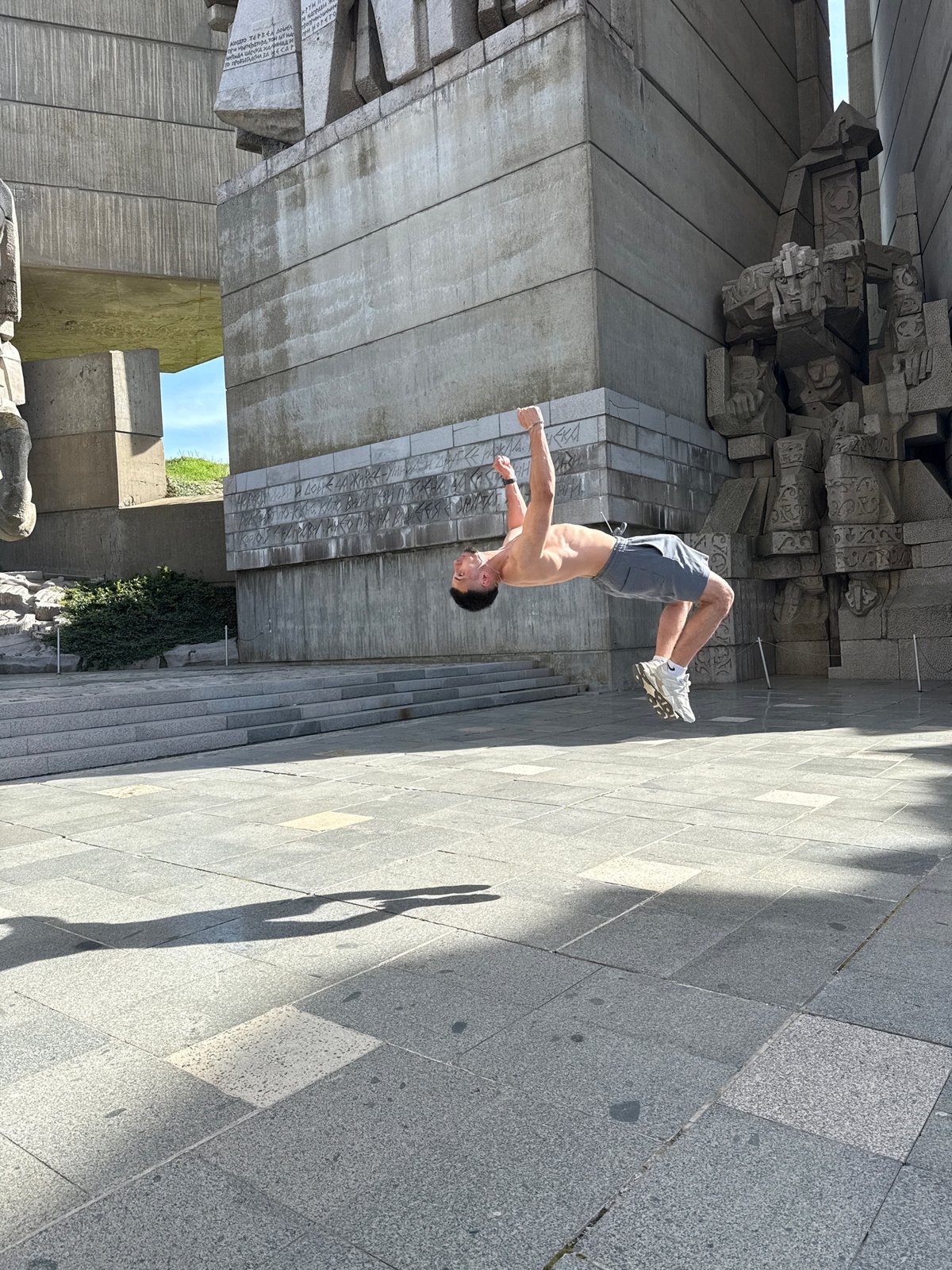 Man performs backflip at Bulgarian monument in Shumen