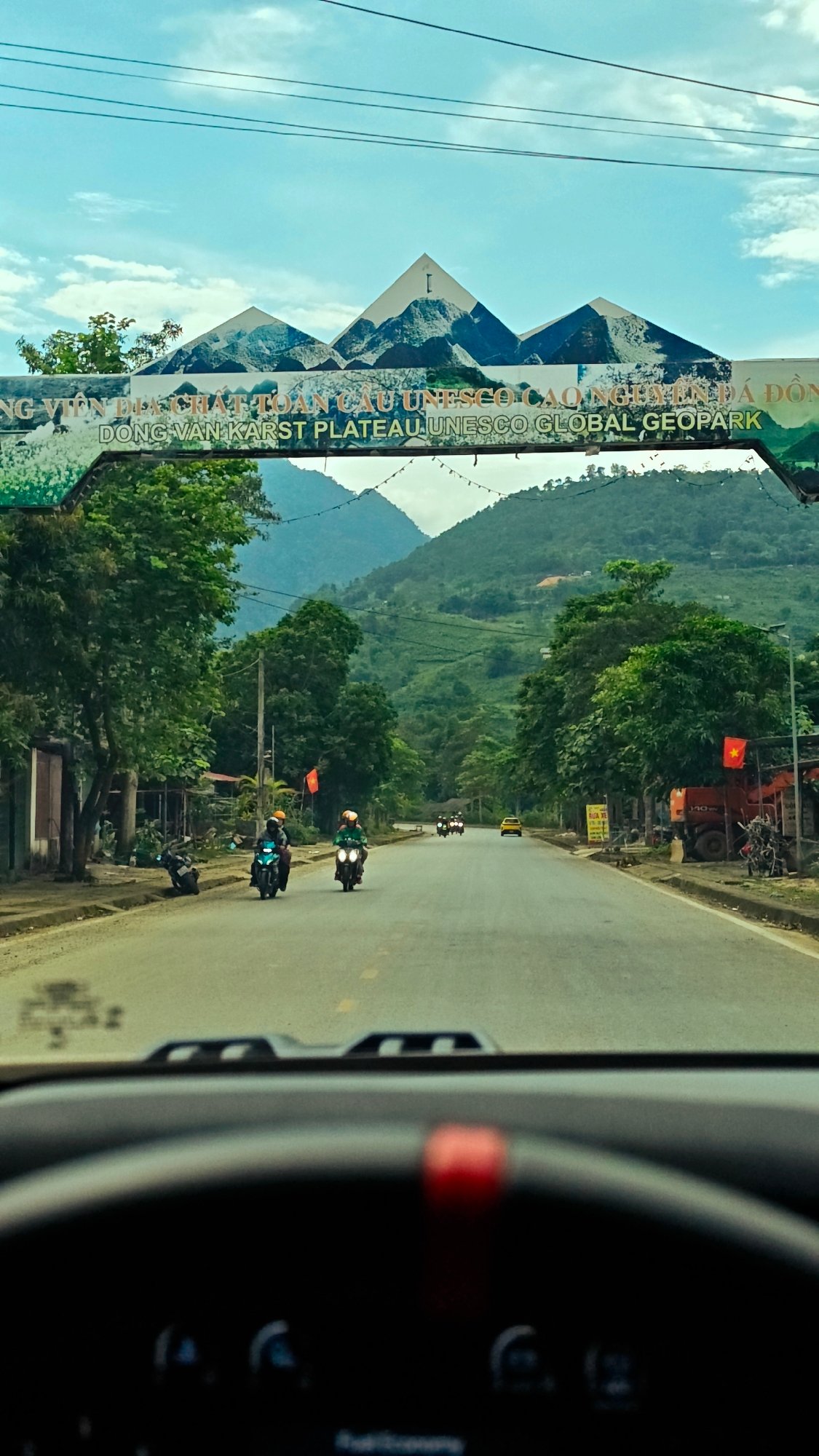 Traveler arrives at UNESCO geopark entrance in Vietnam