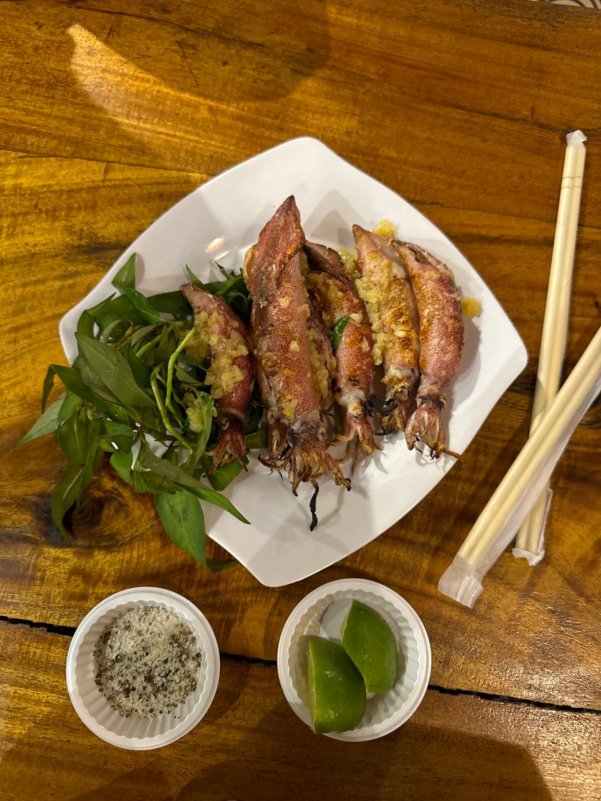 Dining scene captured at Mũi Né restaurant