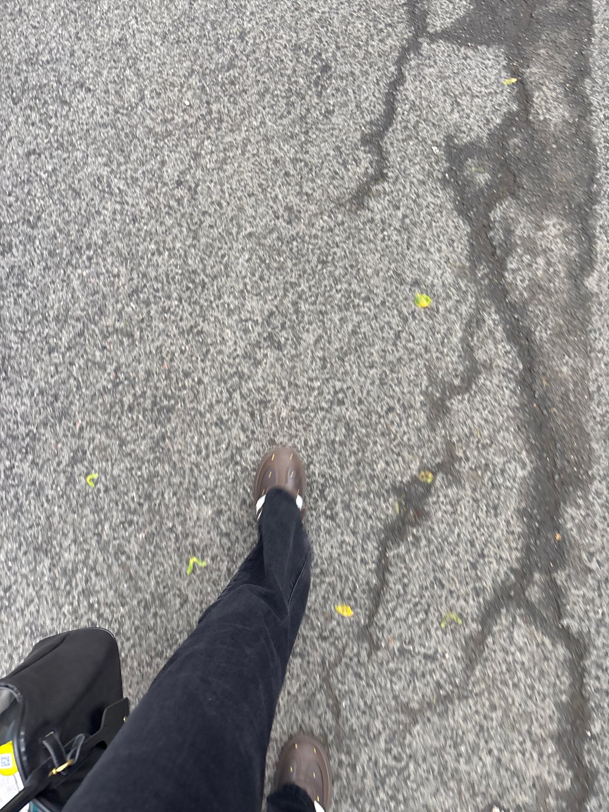 Woman documents brief urban walk through Russian city