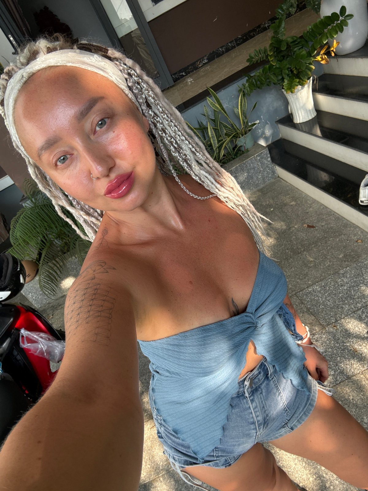Selfie session around Nha Trang on a summer night