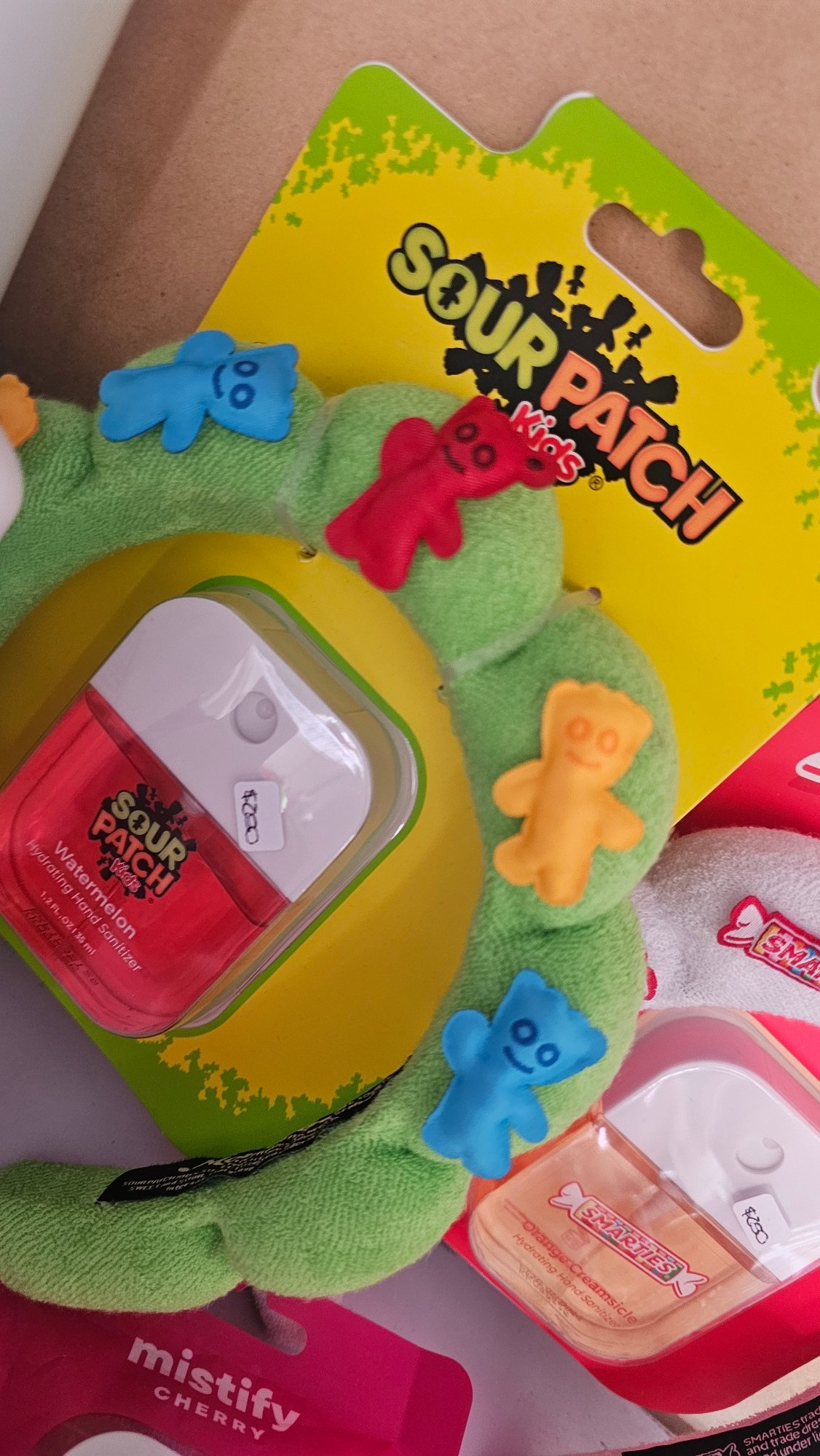 Consumer goods spotted in Mexican retail setting