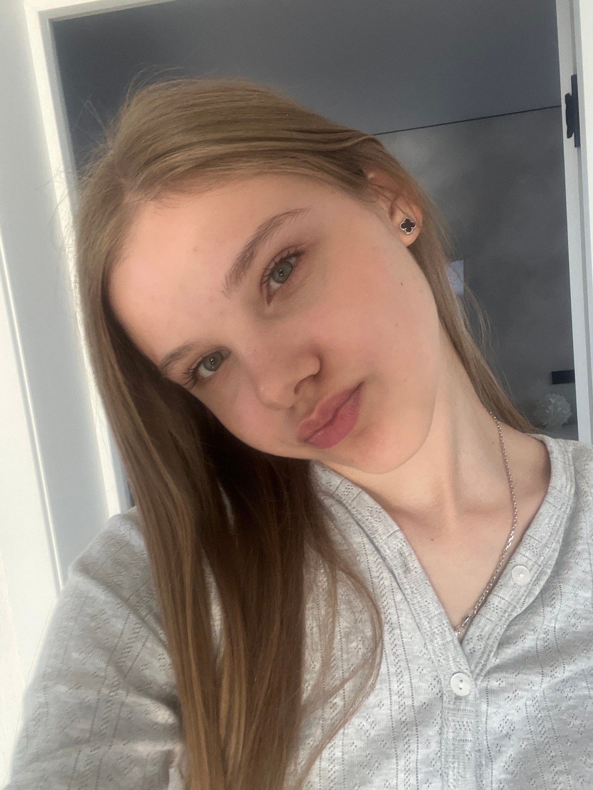 Domestic life documented in Votkinsk: woman, cats, indoor moments