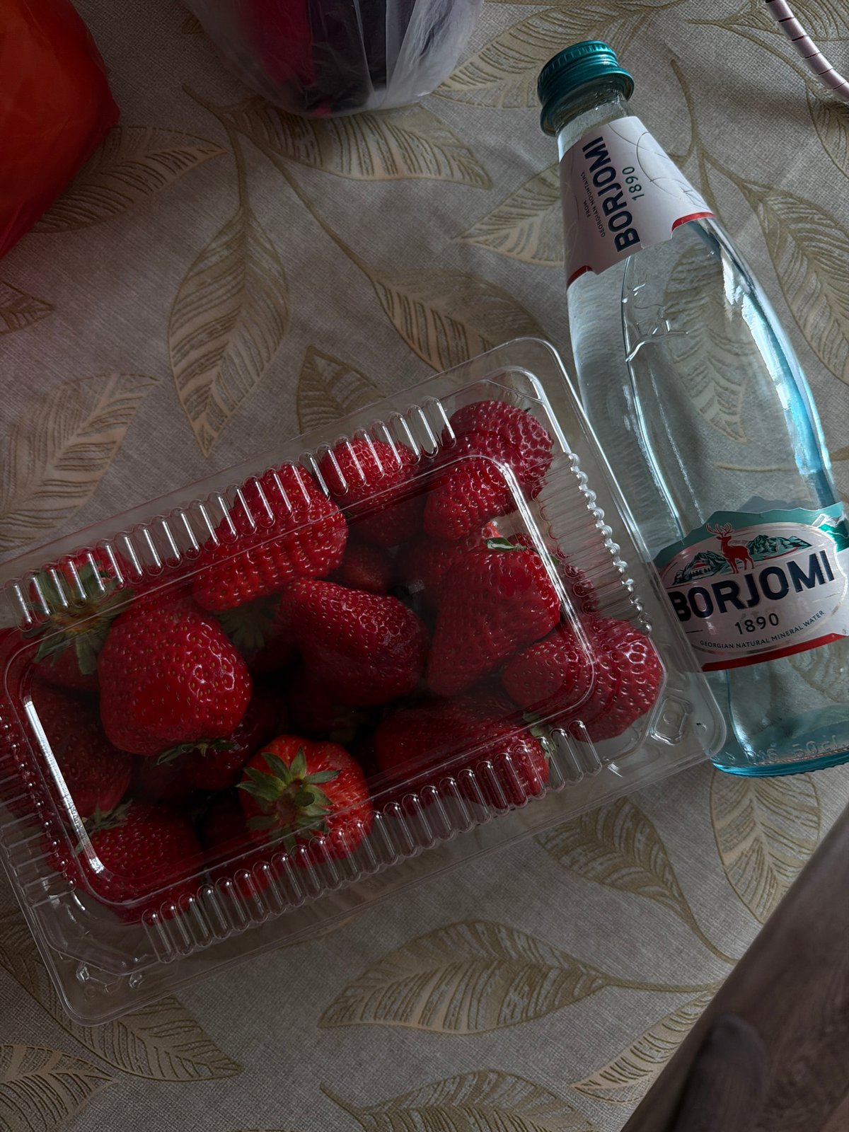Fresh strawberries and mineral water observed in Nakhodka