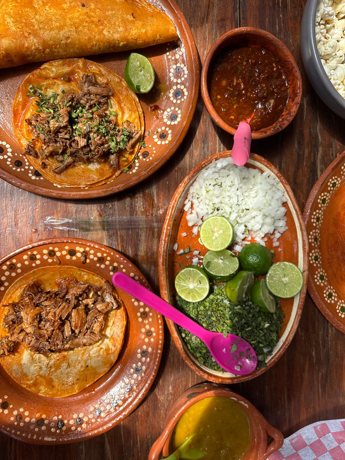 Mexican meal documented at table in Valle de Bravo