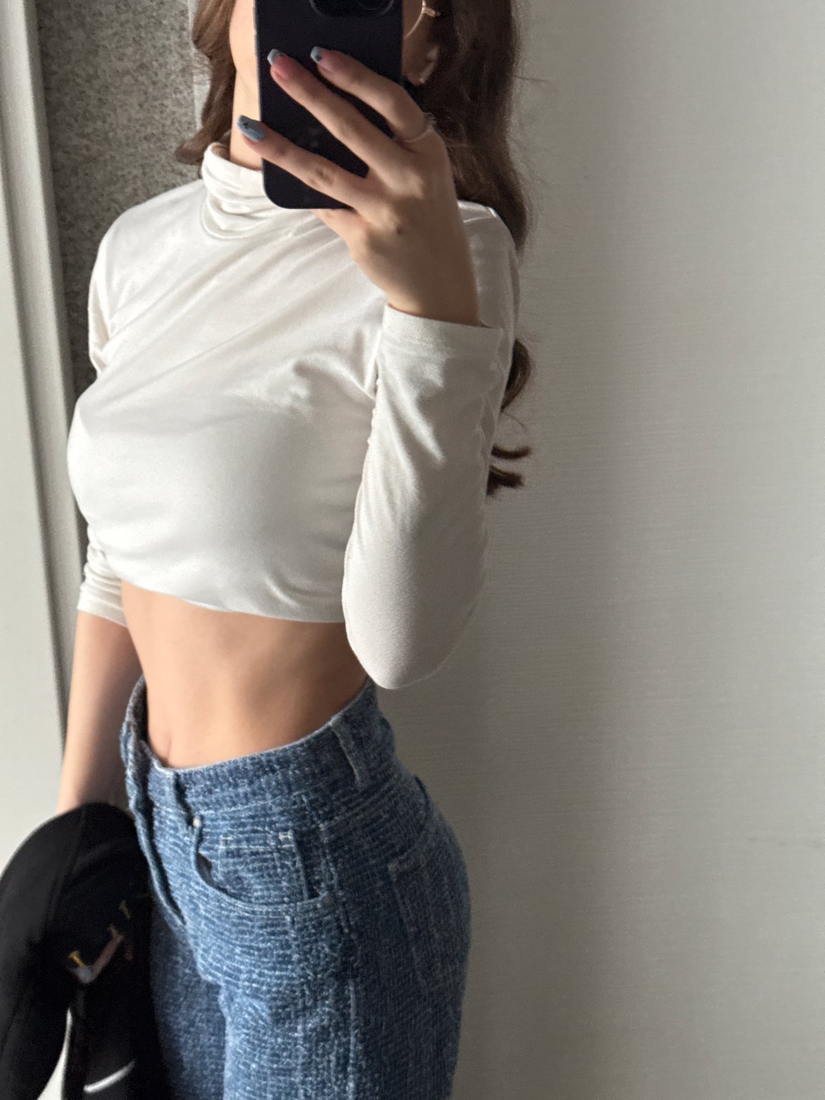 Sofia woman documents morning selfies and puppy time