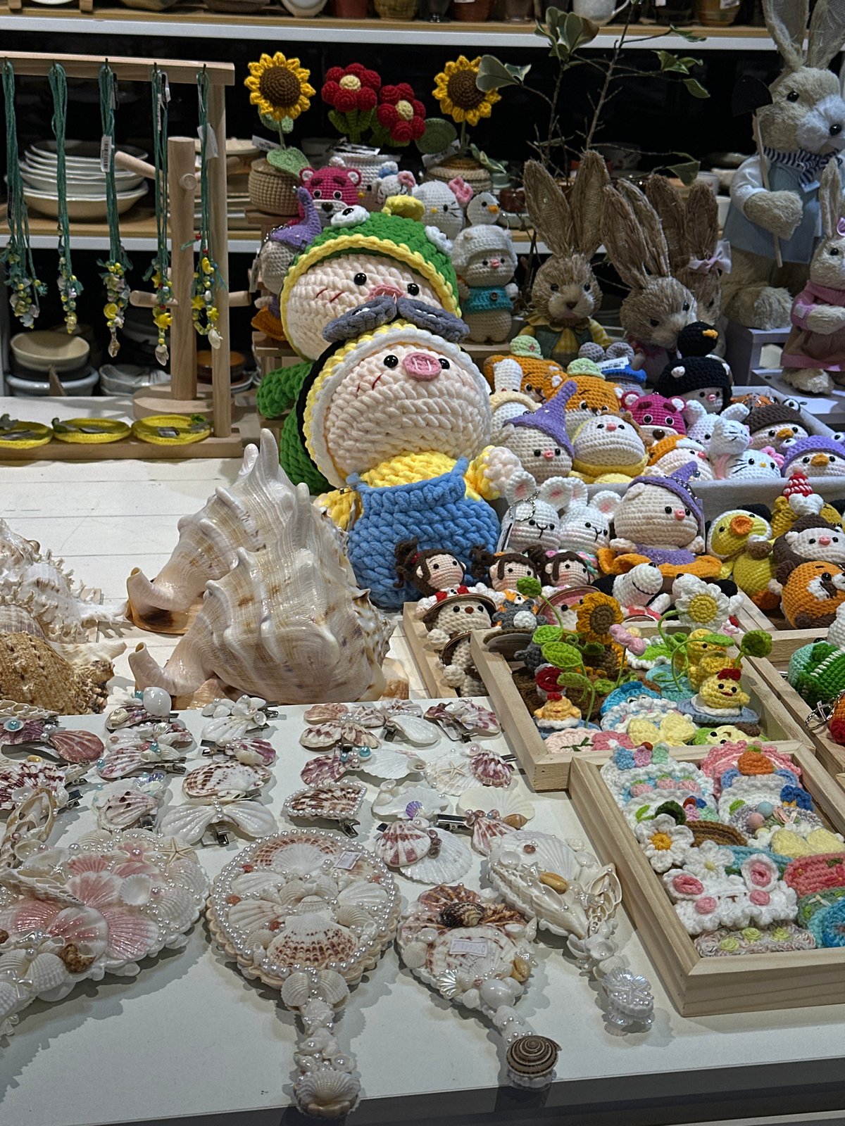 Nha Trang markets, souvenir shops, and a late beach walk