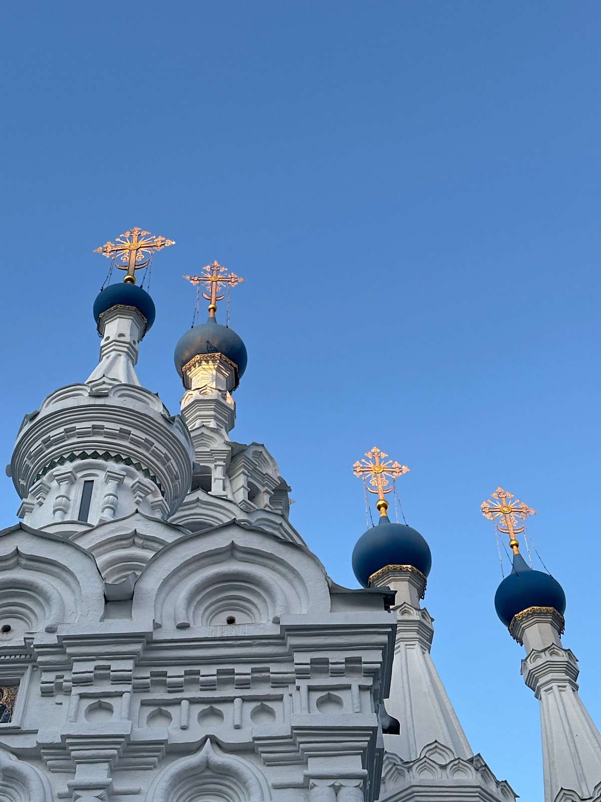 Moscow church domes photographed from below angle
