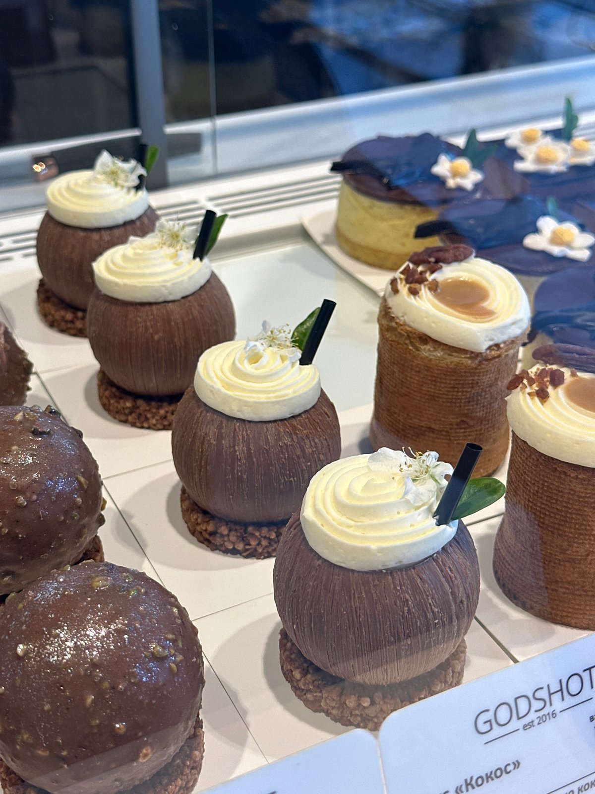 Morning café crawl: pastries, coffee, and a few detours
