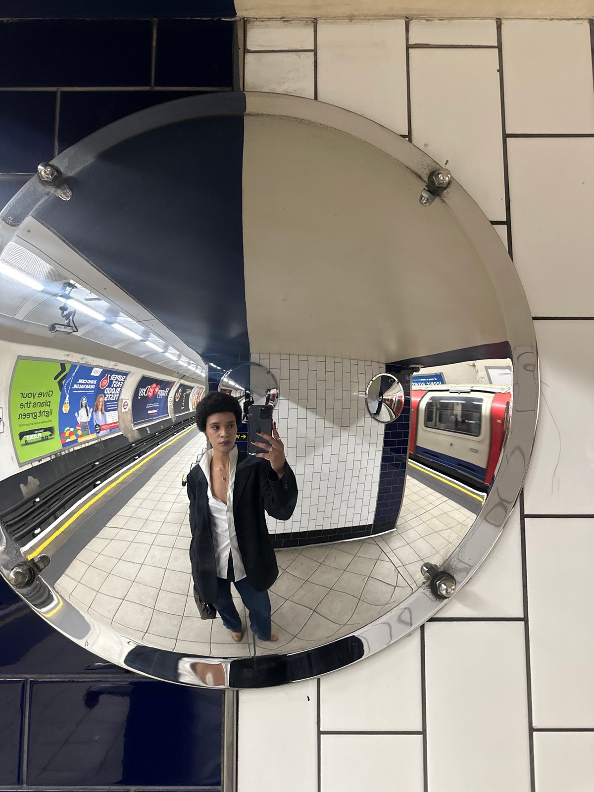 Routine observations documented at Shepherd's Bush Underground station