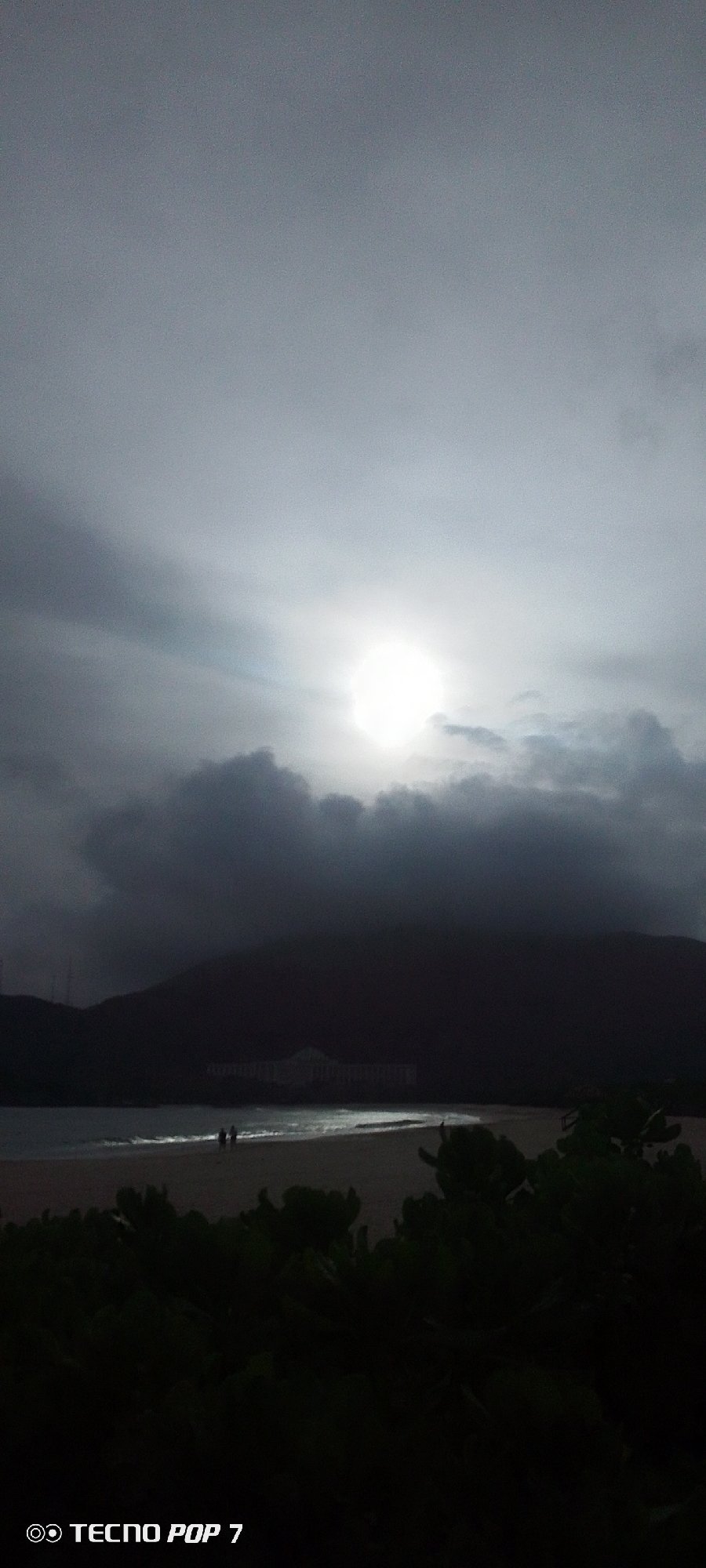 Overcast beach day captured in Pedro González, Venezuela