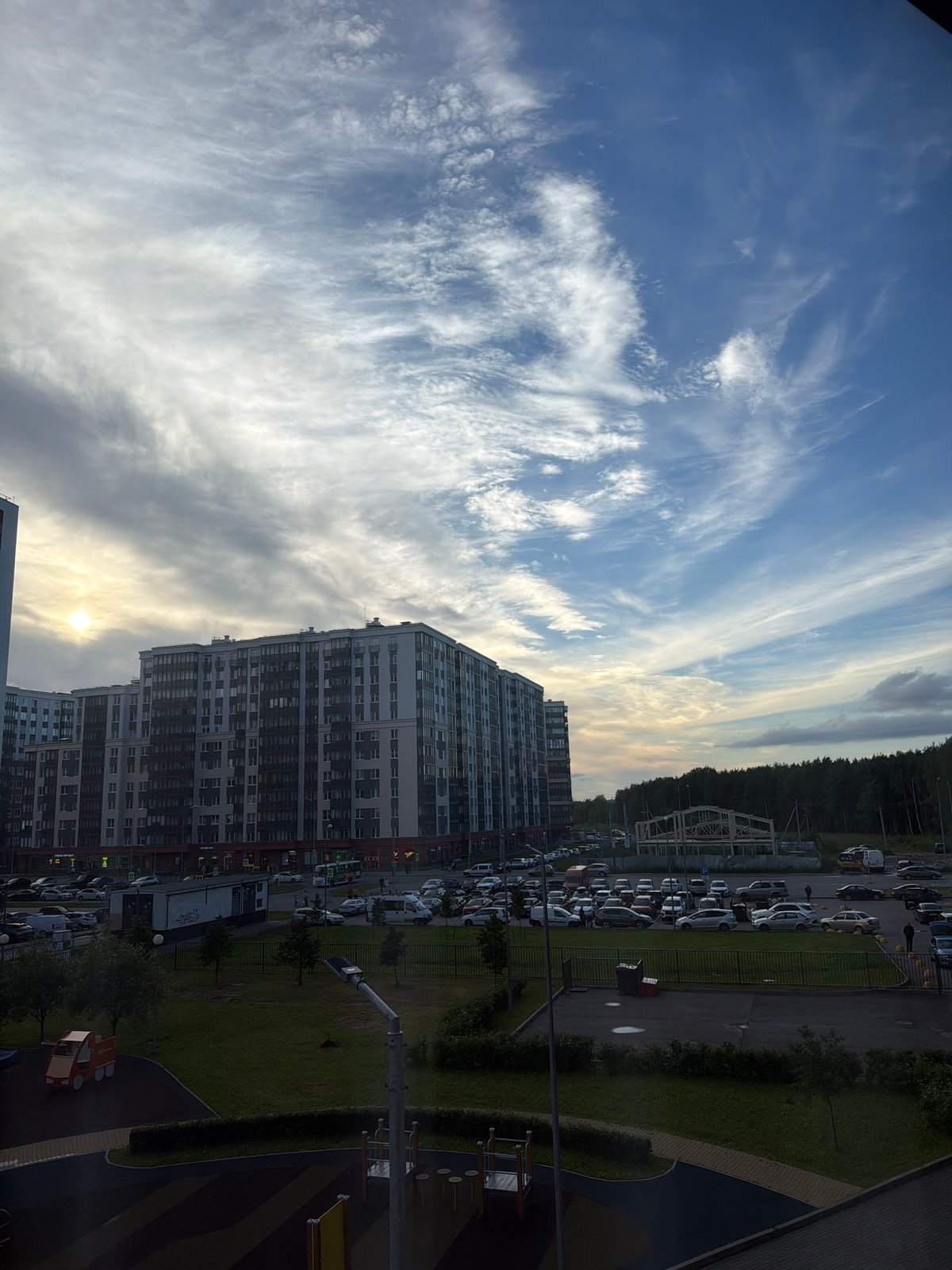 Golden hour selfies and neighborhood snapshots in a Russian city