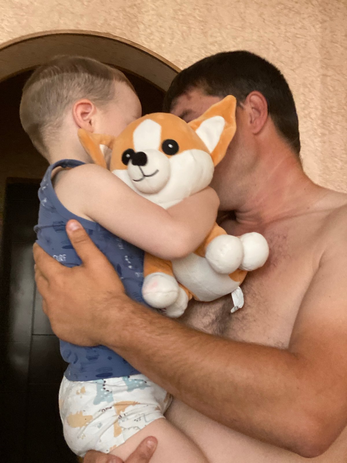 Private family moments documented in Sochi residence early morning