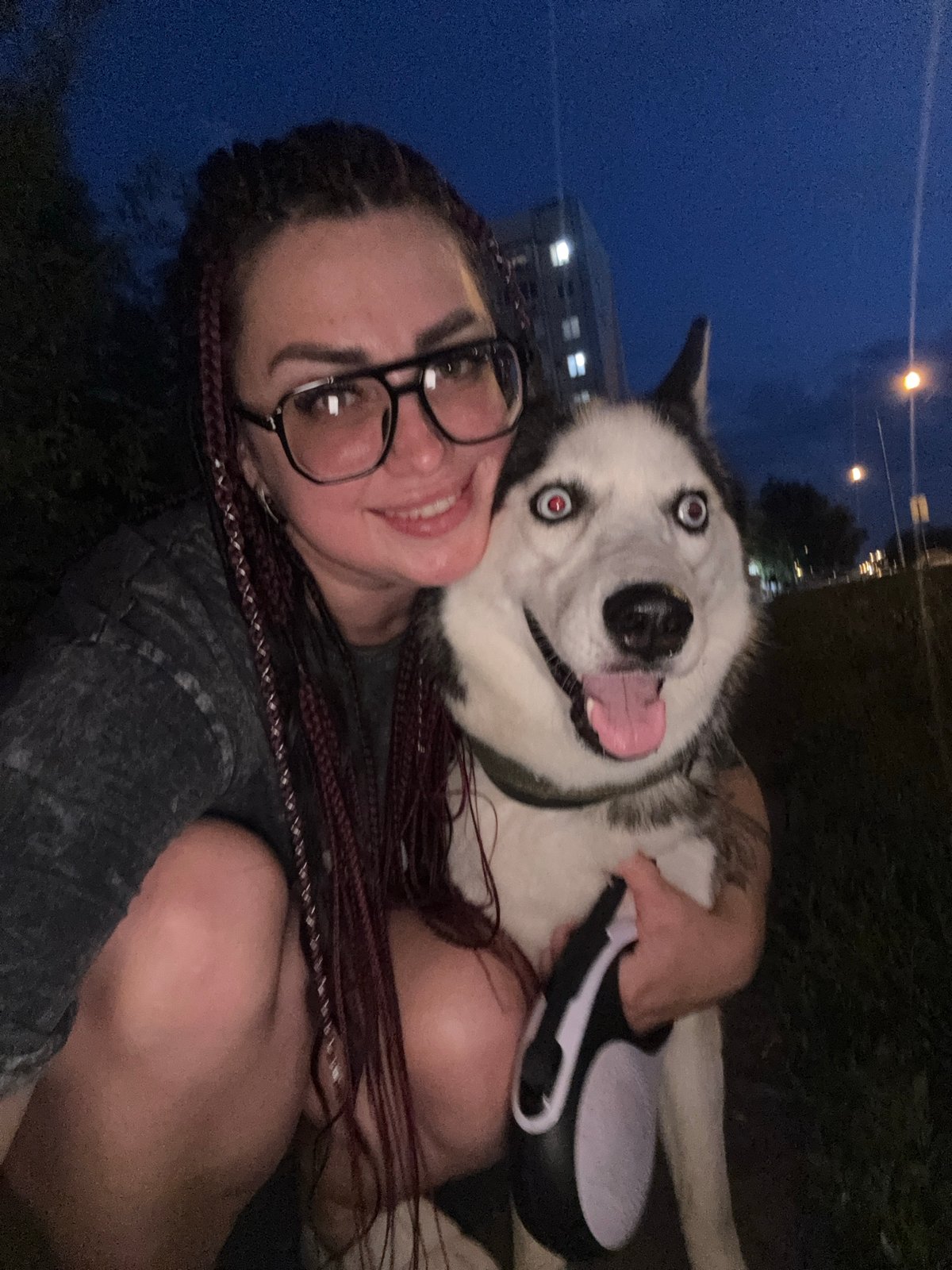 Dusk selfies with a husky dog in urban Tolyatti