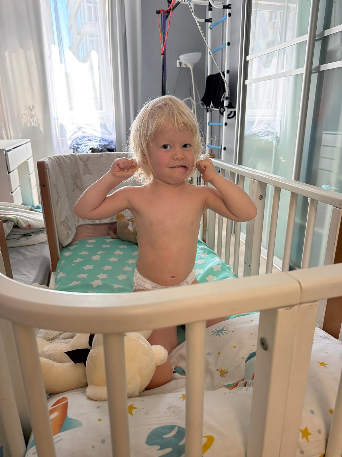 Morning family moments documented in Sochi home