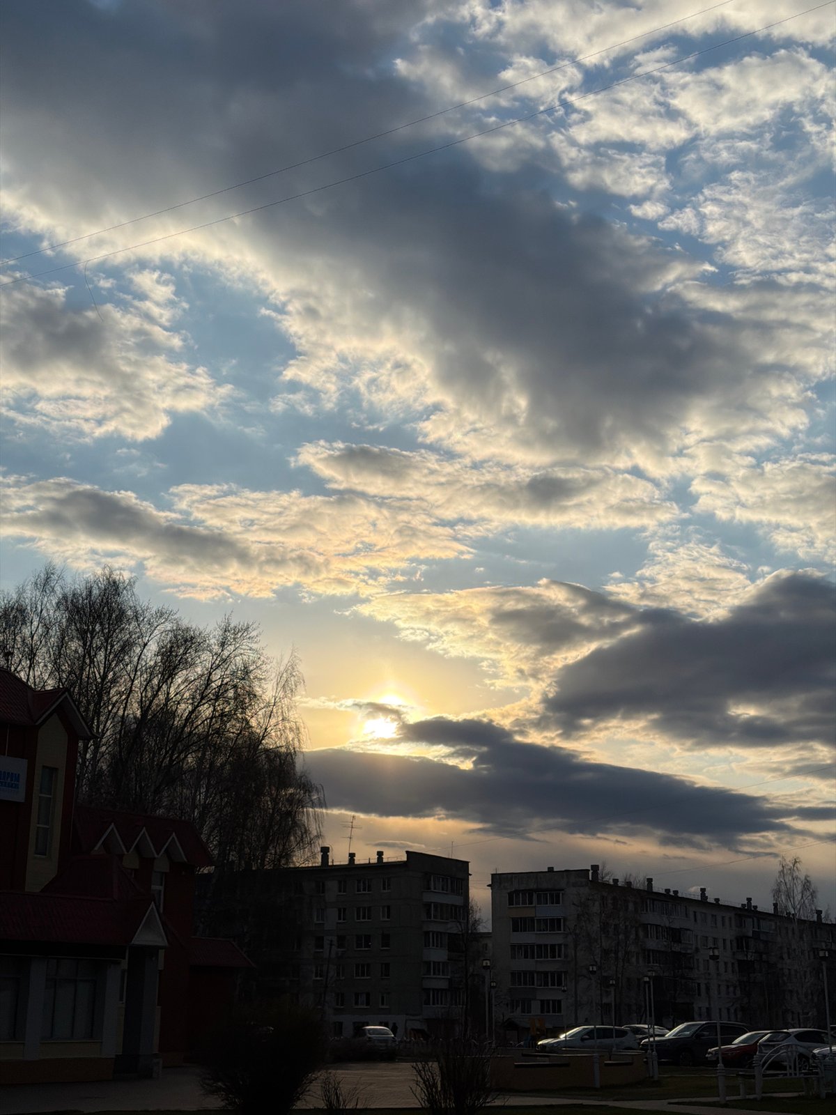 Ordinary life moments documented across Chaikovsky, Russia Sunday afternoon