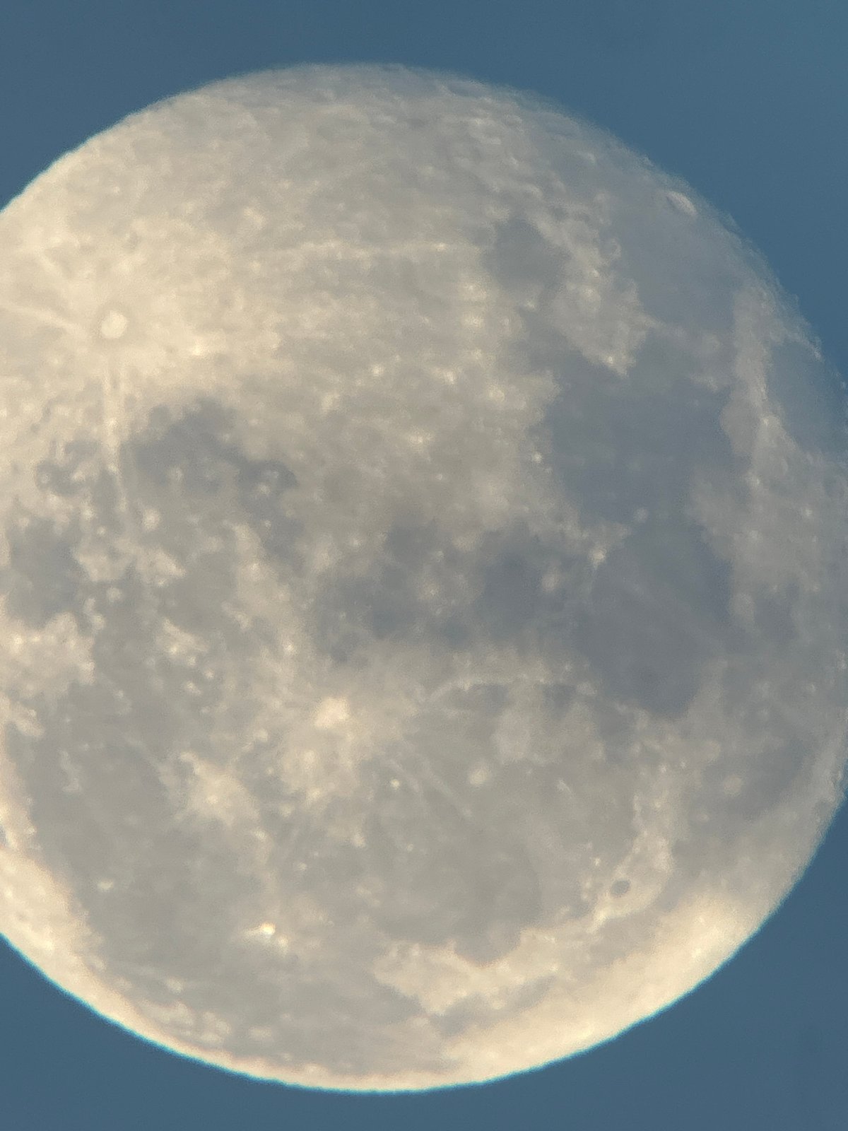 Telescope moon-watching session from suburban Moscow