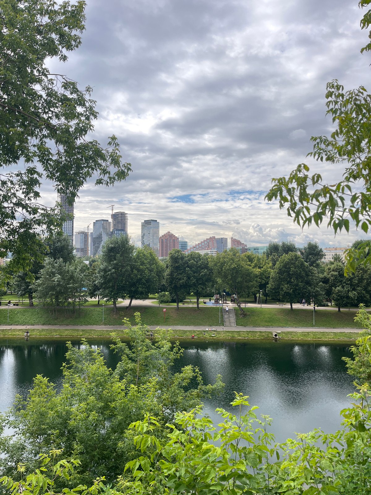 Afternoon hang at a waterfront park with a landmark tower