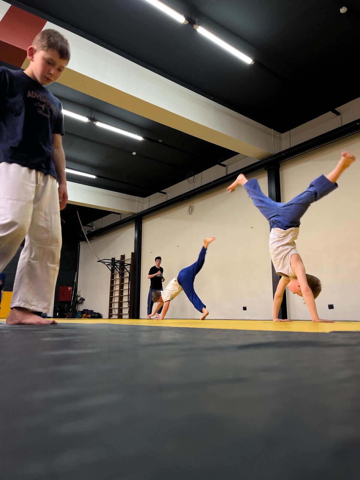 Martial arts training session documented at Krasnoyarsk facility