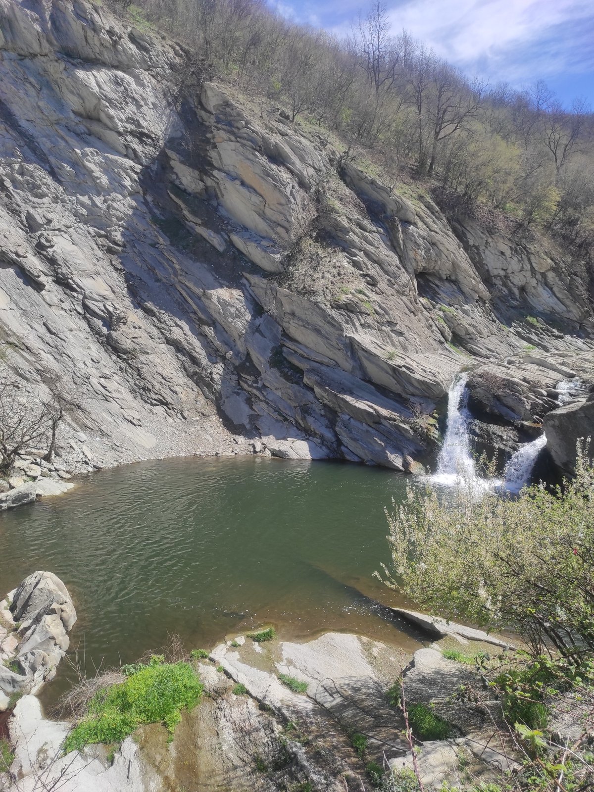 Kapinovo Waterfall documented from multiple angles in Bulgaria