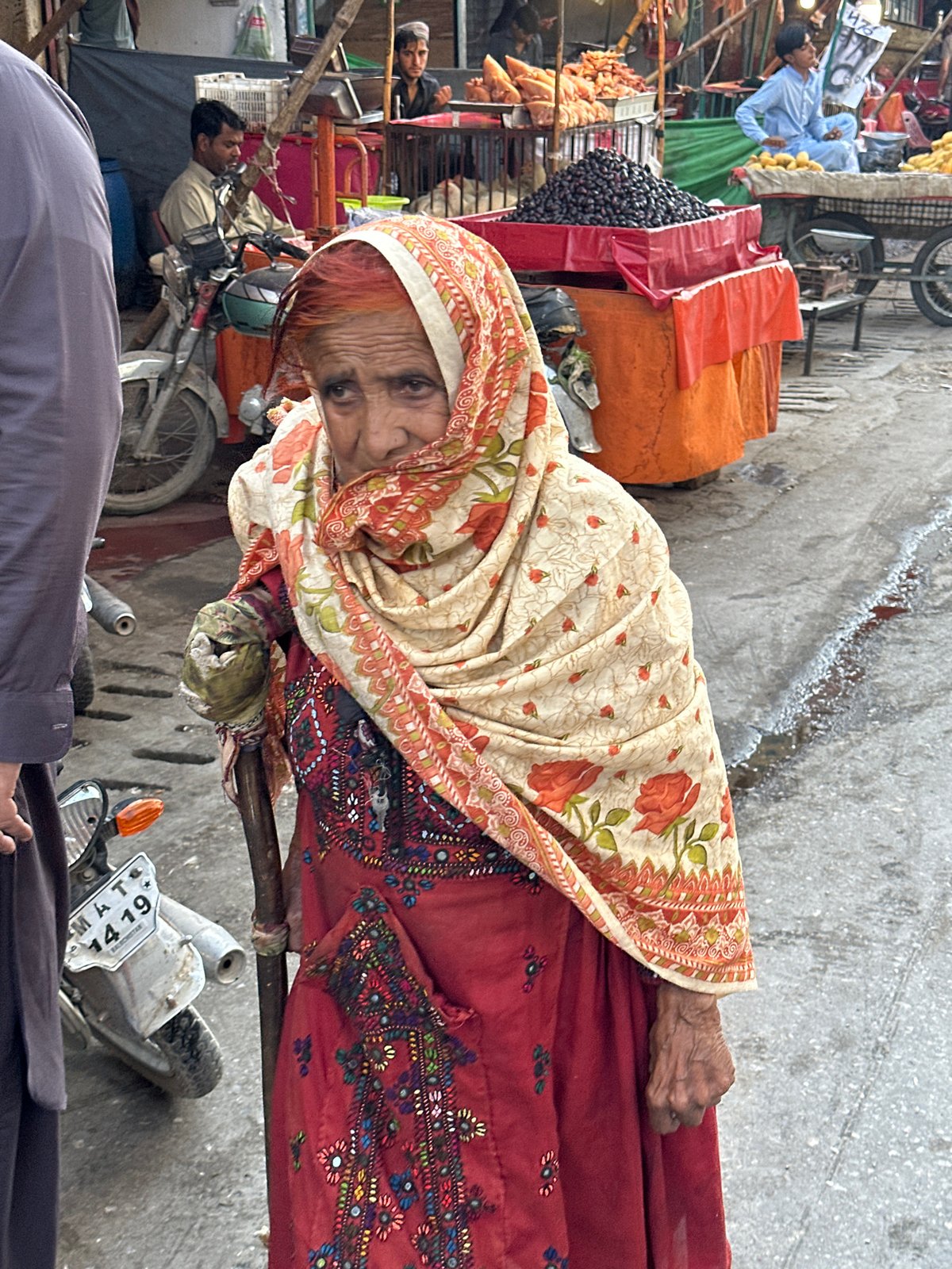 Daily street commerce observed in Quetta marketplace