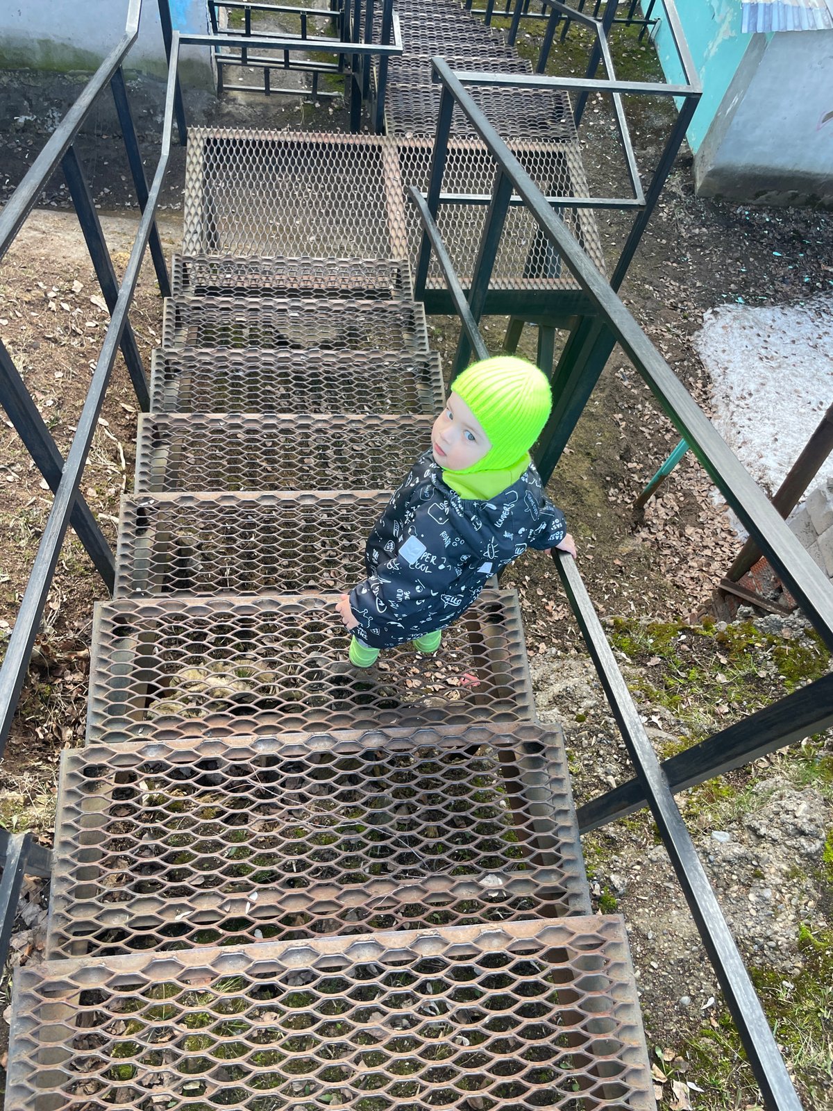 Children's daily activities documented across Izhevsk locations