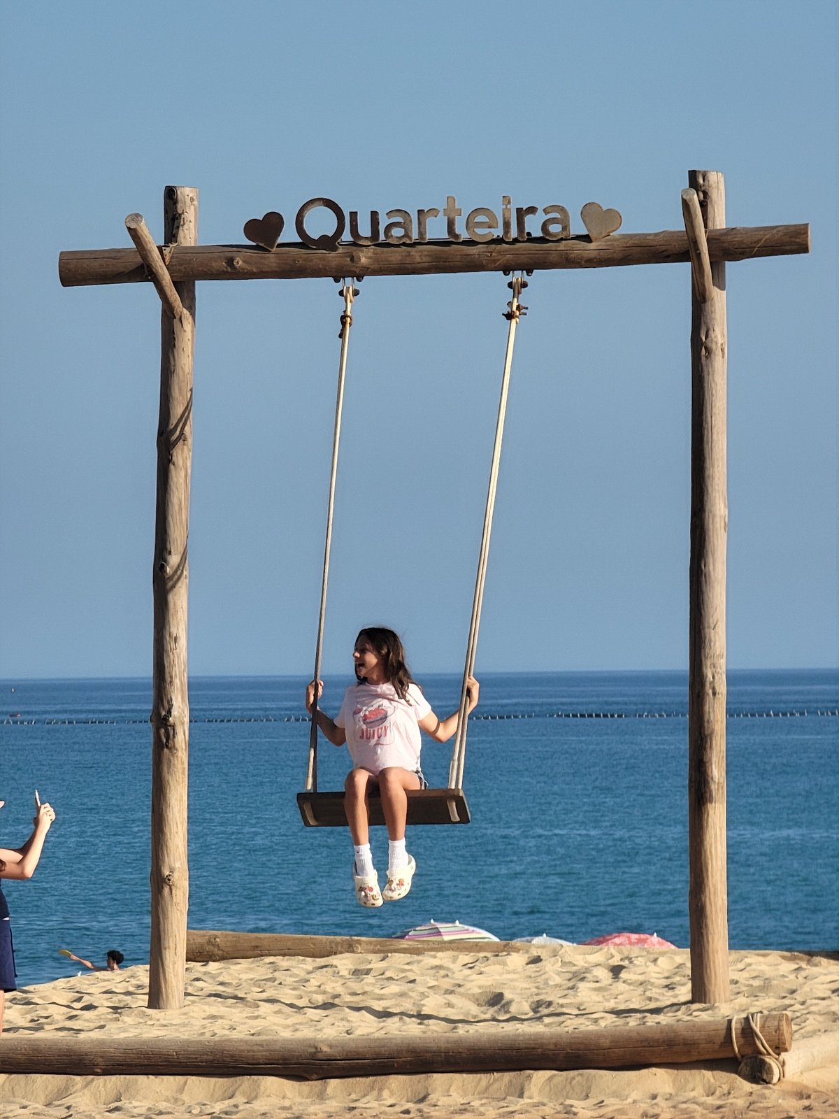 Outdoor dance event on Quarteira's beachfront promenade
