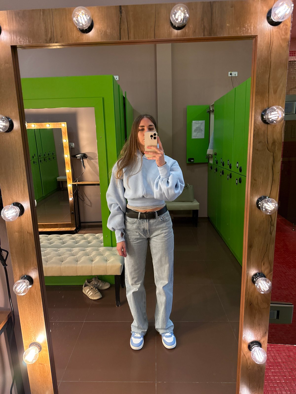 Woman takes mirror selfies in Moscow changing room