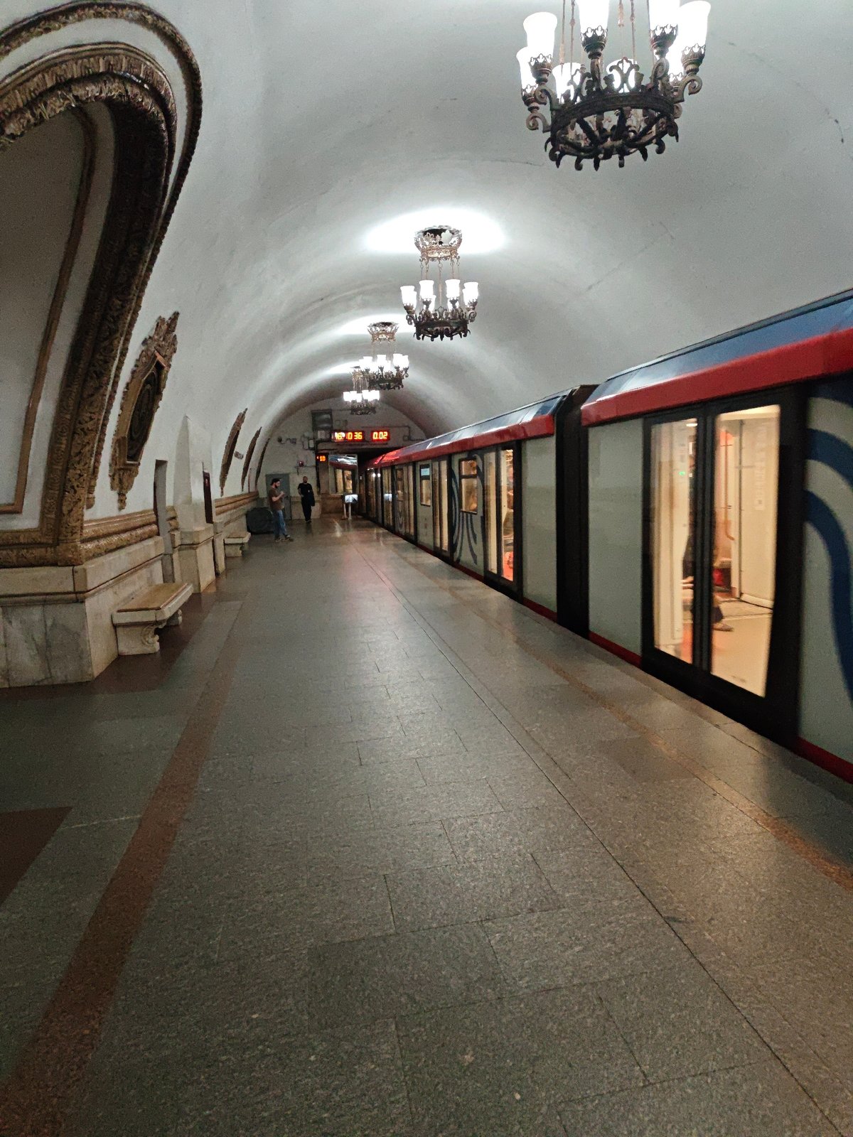 Colorful python skins and Moscow Metro scenes, July 2026