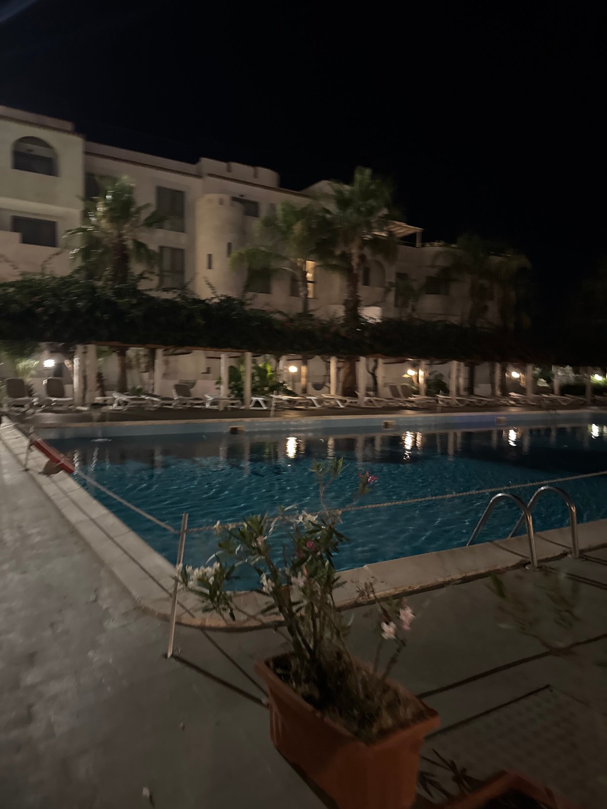 Live stage performances at Saracen Hotel, Isola delle Femmine