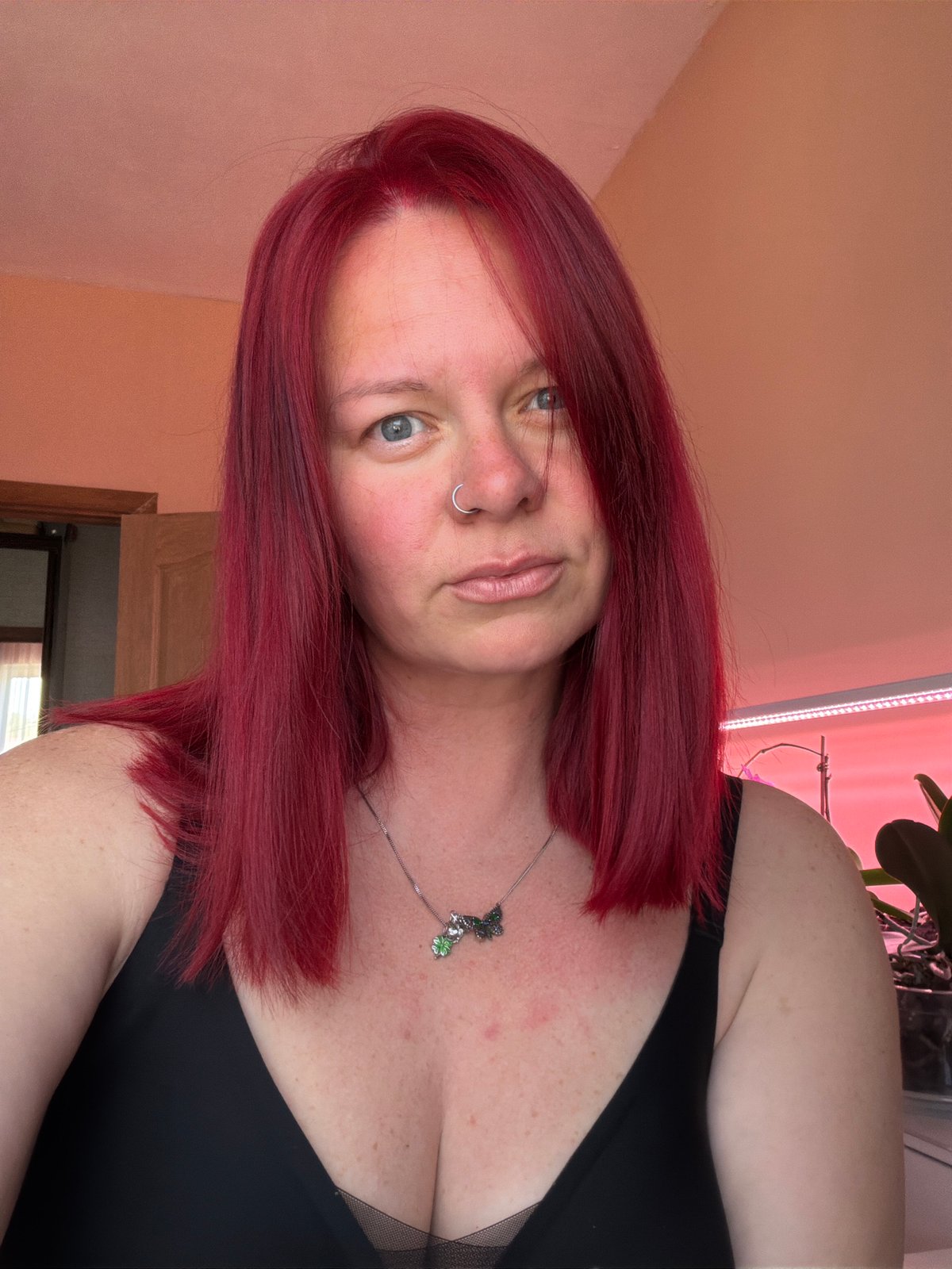 Red-haired person observed in interior room in Chaikovsky, Russia