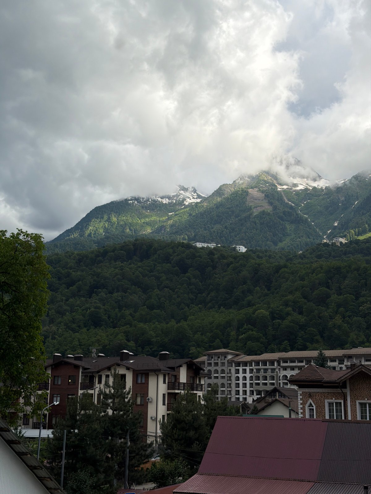 Summer afternoon in Estosadok's forested mountain resort town