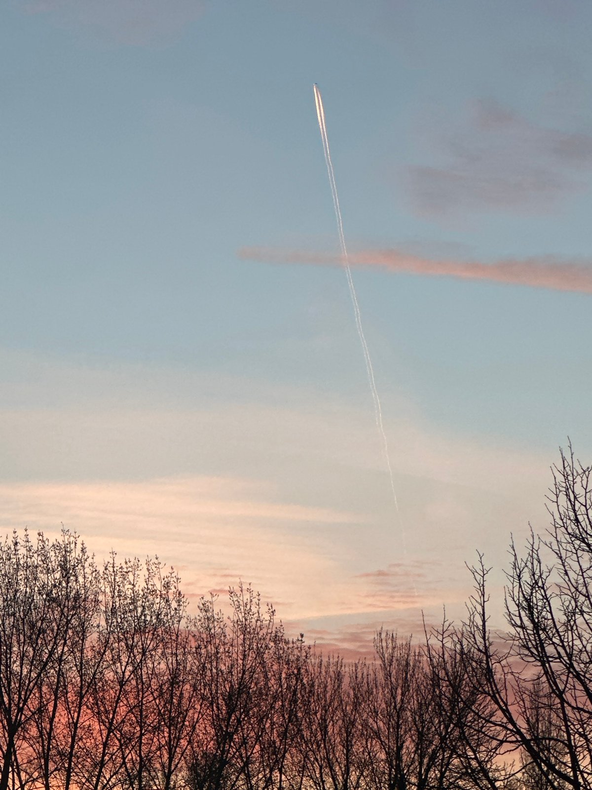 Evening moments captured across Tunbridge Wells area