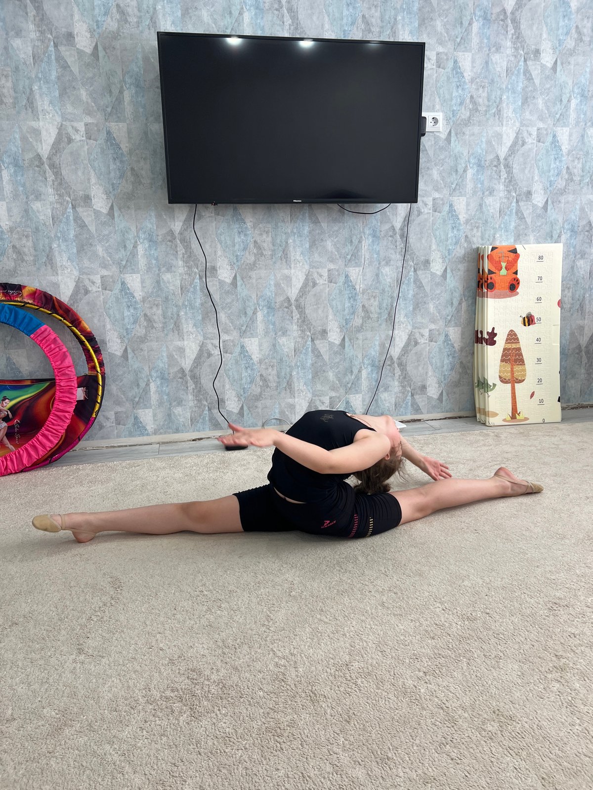 Morning gymnastics training documented in Chaikovsky, Russia