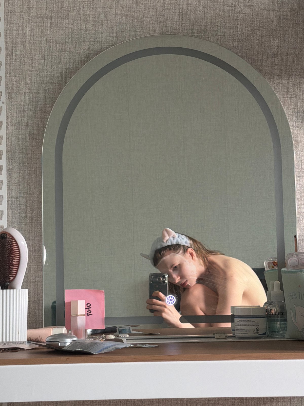Skincare and selfies during a relaxed morning routine in Dongducheon-si