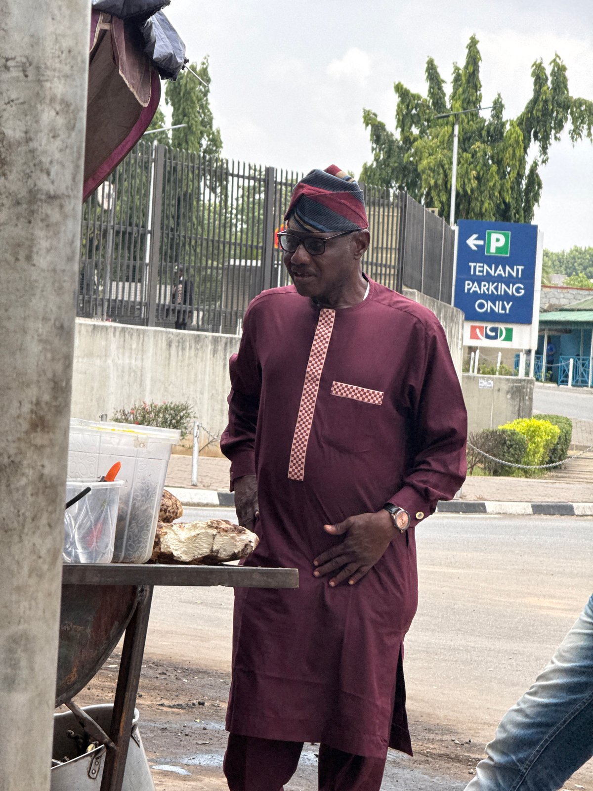 Daily life documented across Abuja streets during morning hours