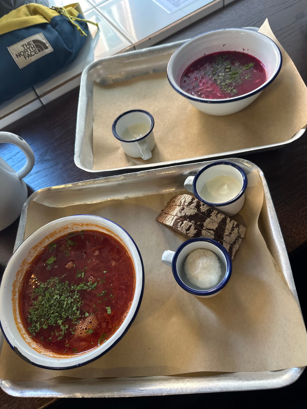 An hour wandering Nevsky Prospekt: food, facades, and side streets