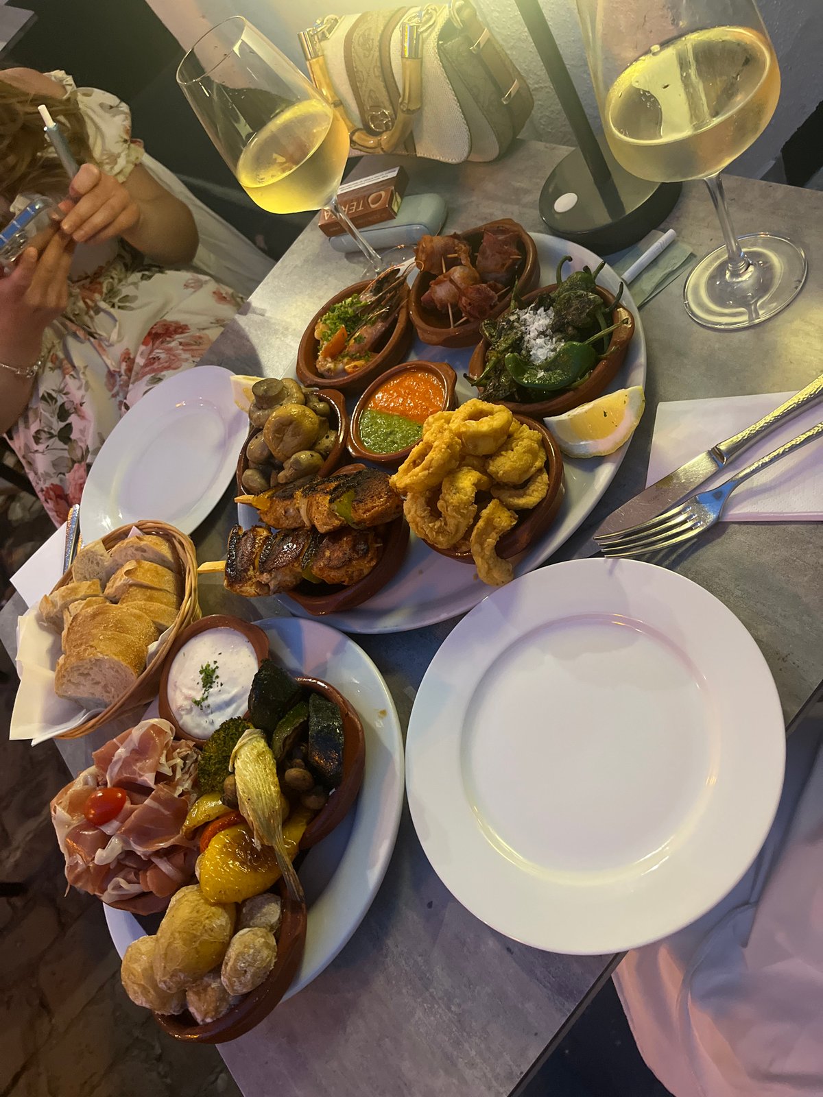 Evening tapas dinner documented in Saarbrücken restaurant