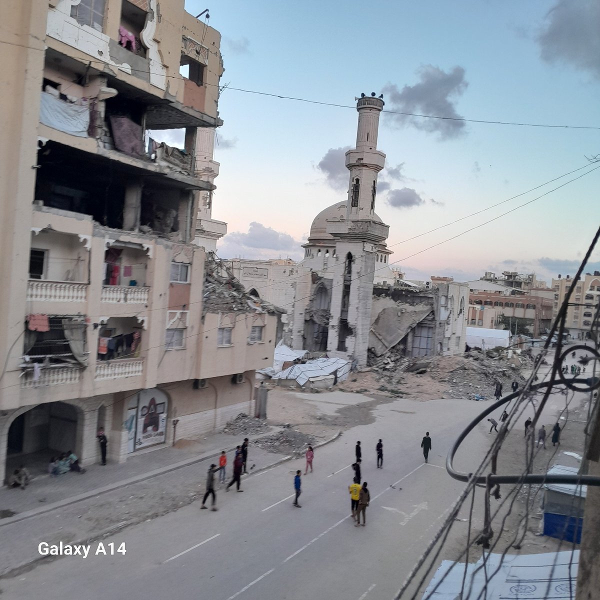 Khan Yunis witnesses casualties, damage, children amid conflict aftermath