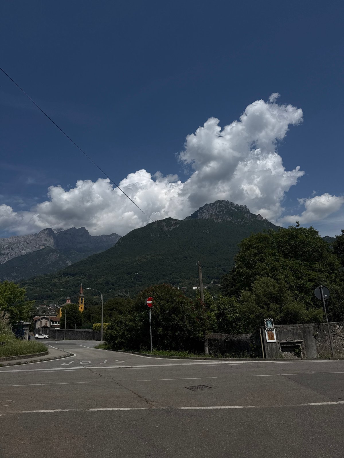 Moving through Lake Como's eastern shore by train