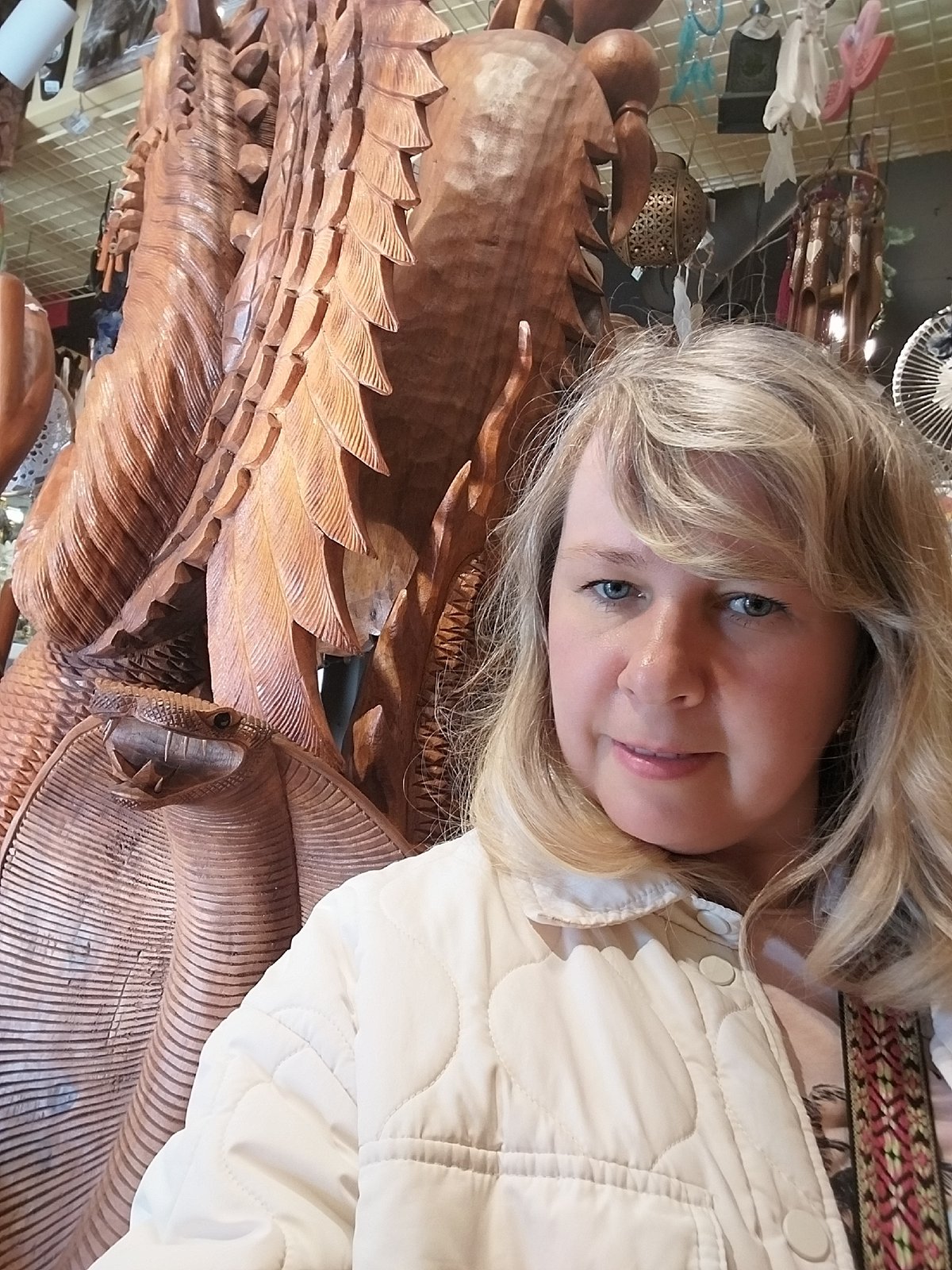 Tourist documents afternoon visit to Sochi promenade and markets