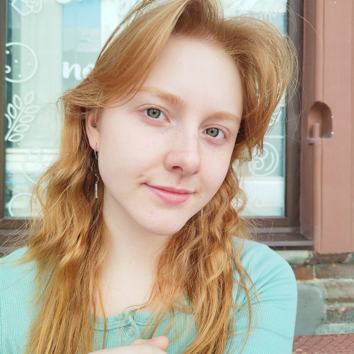 Portrait sessions and architecture documented in morning Yekaterinburg