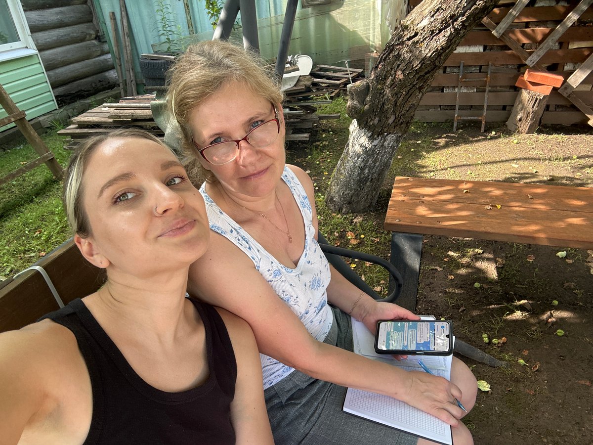 Lazy afternoon in Slantsy — parks, river, and casual hangout shots