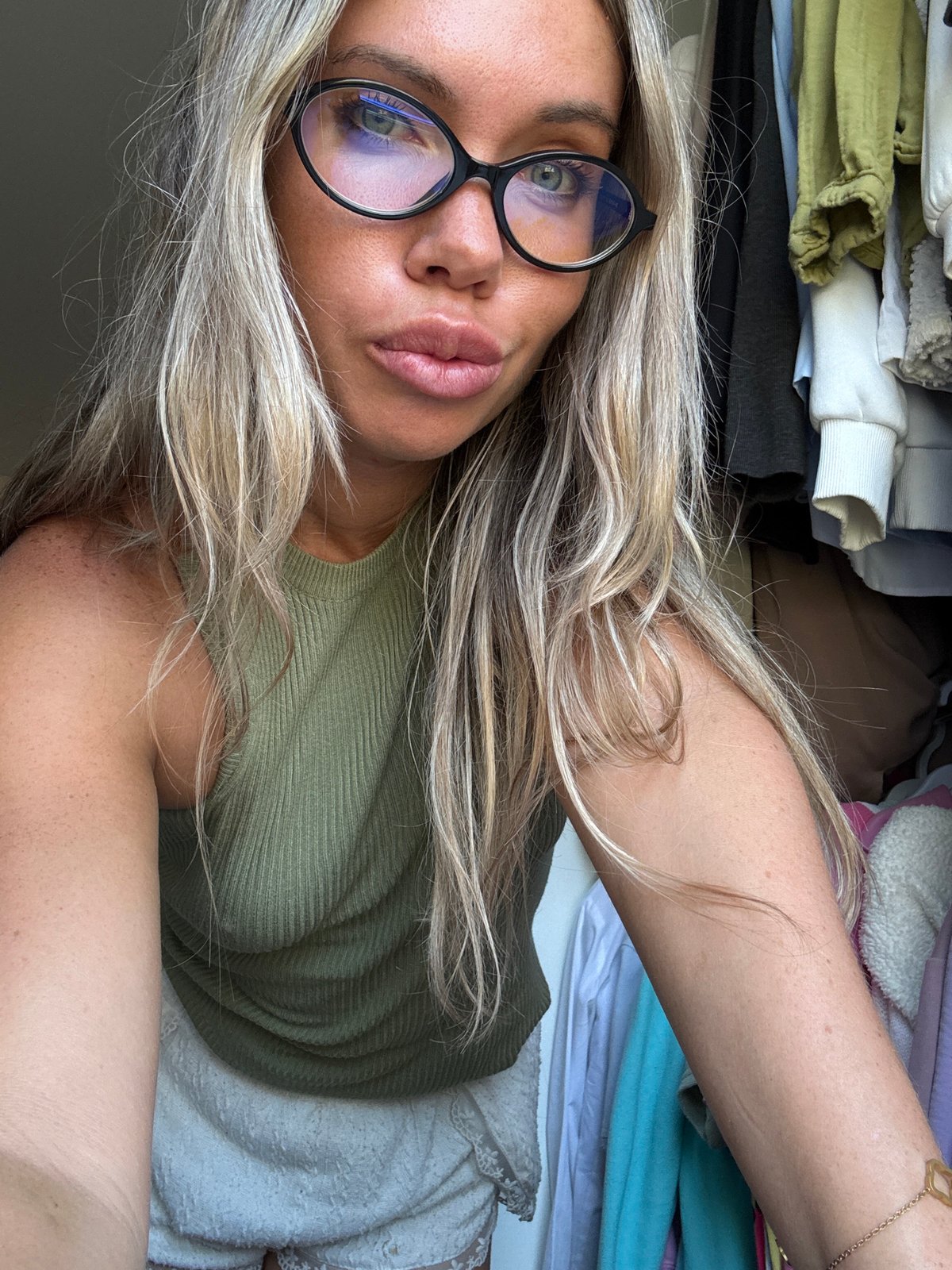 Selfies and a guinea pig snacking at home in Votkinsk