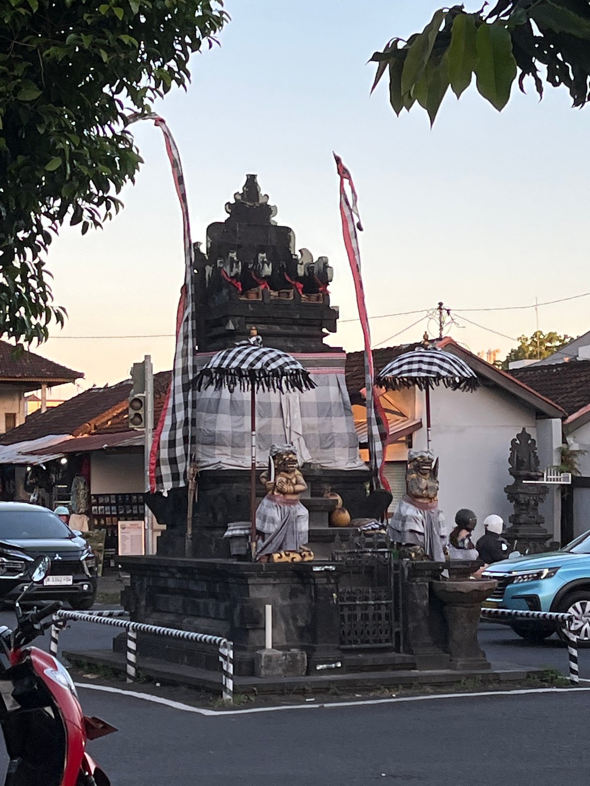 Morning snapshots document Indonesian city life and local culture