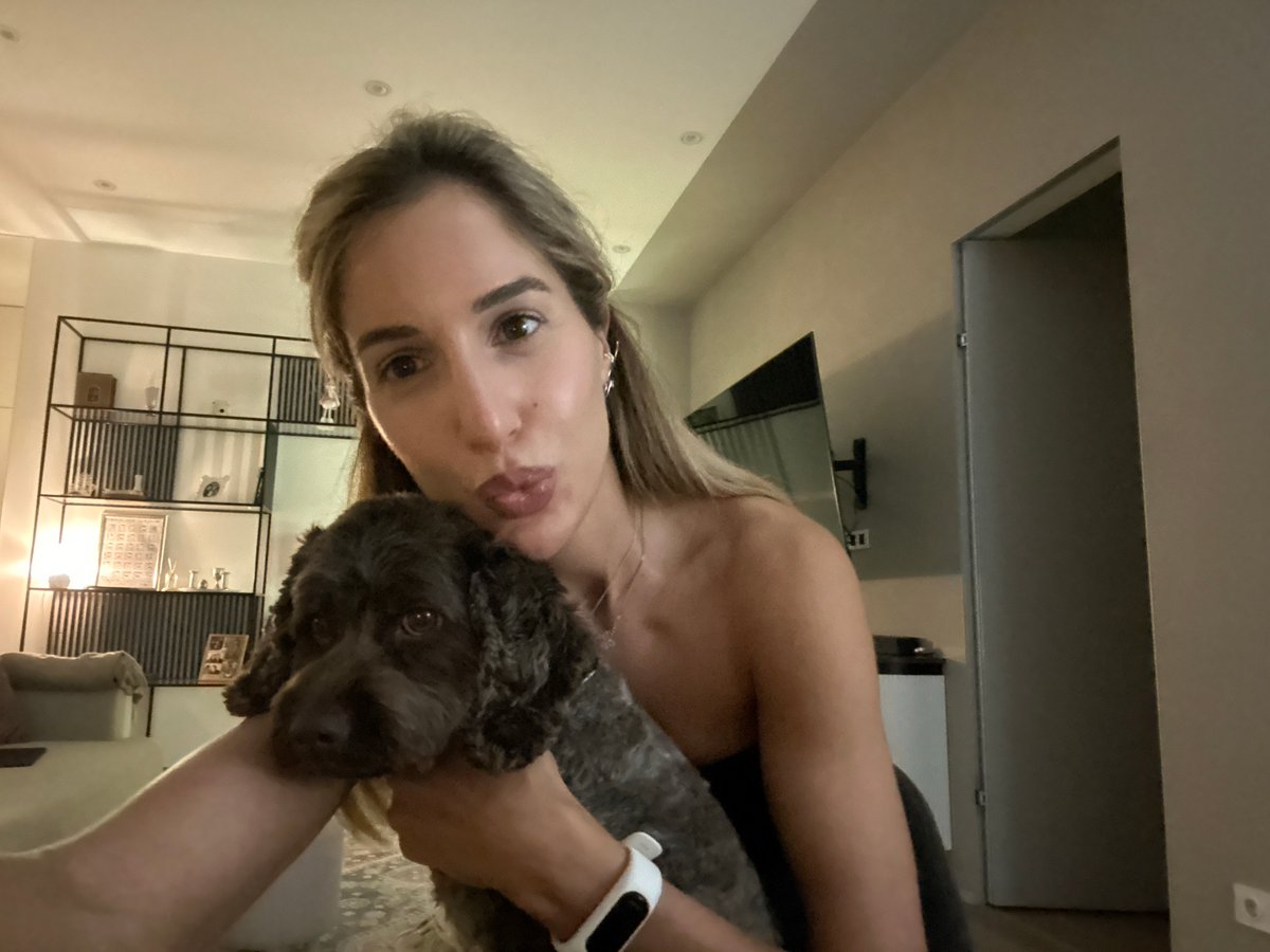Dinner and a dog selfie at a Saint Petersburg café