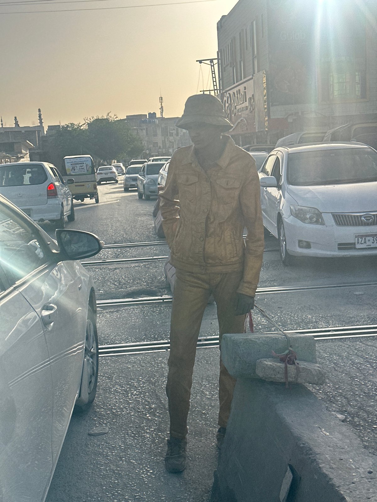Street scene on a busy road in Quetta, Pakistan
