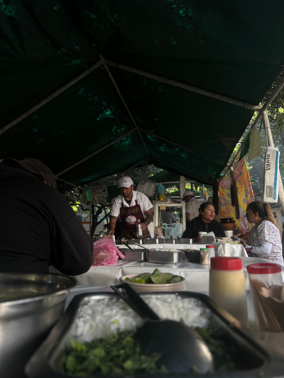 Afternoon street life documented in Mexico City